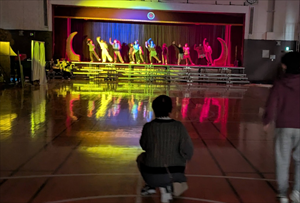 ５年１組　国語「明星版　じごくのそうべえ」　劇の練習風景