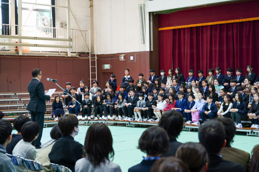【入学式】新たな門出に寄せて―校長・学年主任・自治会長挨拶