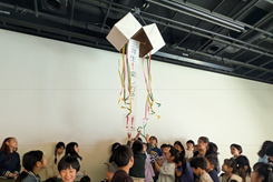 3年生が学年びらき！「合唱と くす玉で盛大にお祝い」