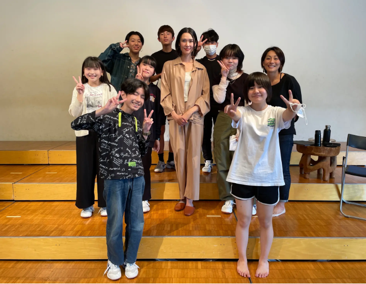 卒業生の岡本多緒さん（71回生）が、日本人初のカンヌ国際映画祭女優賞に！！